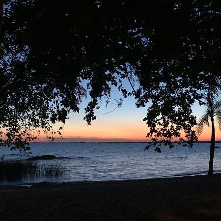 Ap Beira Da Praia Das Ondinas Sao Lourenco do Sul Buitenkant foto